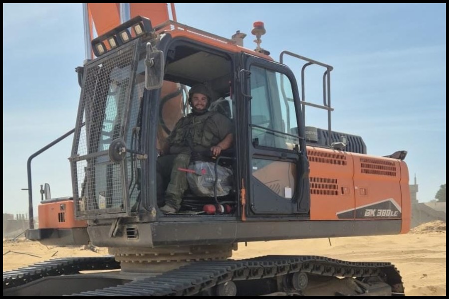 דוד ליבי, מפעיל כלי הנדסי בן 19 שנהרג מפיצוץ מטען ברצועת עזה (צילום: דובר צה״ל)