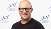 ניר קסטרו כפרי, כלכלן במחלקת המסחר של הבורסה לניירות ערך (צילום: ניקי וסטפהל)