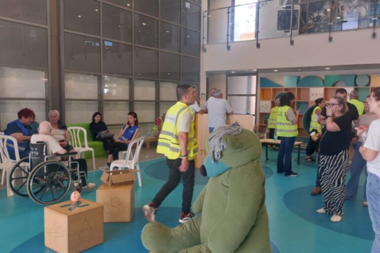 המרכז בבאר שבע. "הקמנו אותו מייד לאחר הנפילה" (צילום: מיכל מרנץ)