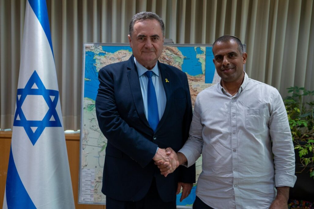 שר הביטחון ישראל כ"ץ מינה את אל"ם (מיל') אביחי תנעמי לתפקיד הפרוייקטור לטיפול בנערי הגבעות (צילום: אריאל חרמוני, משרד הביטחון) שר הביטחון ישראל כ"ץ מינה את אל"ם (מיל') אביחי תנעמי לתפקיד הפרוייקטור לטיפול בנערי הגבעות (צילום: אריאל חרמוני, משרד הביטחון)