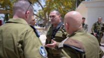 הרמטכ"ל רב-אלוף אייל זמיר בהערכת מצב עם הכוחות הלוחמים ברצועת עזה (צילום: דובר צה"ל)