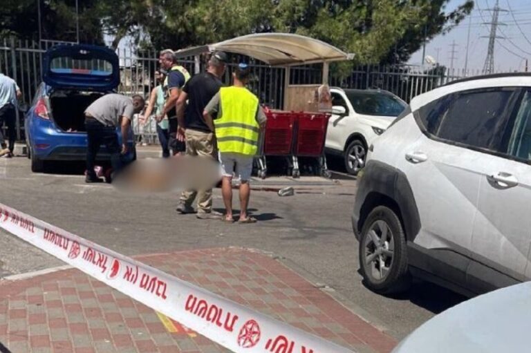 זירת הפיגוע בצומת הגוש (צילום: לפי סעיף 27 א')