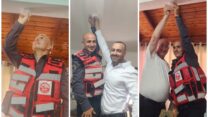 התקנת גלאי עשן (צילום: באדיבות המכון היהודי-ערבי)