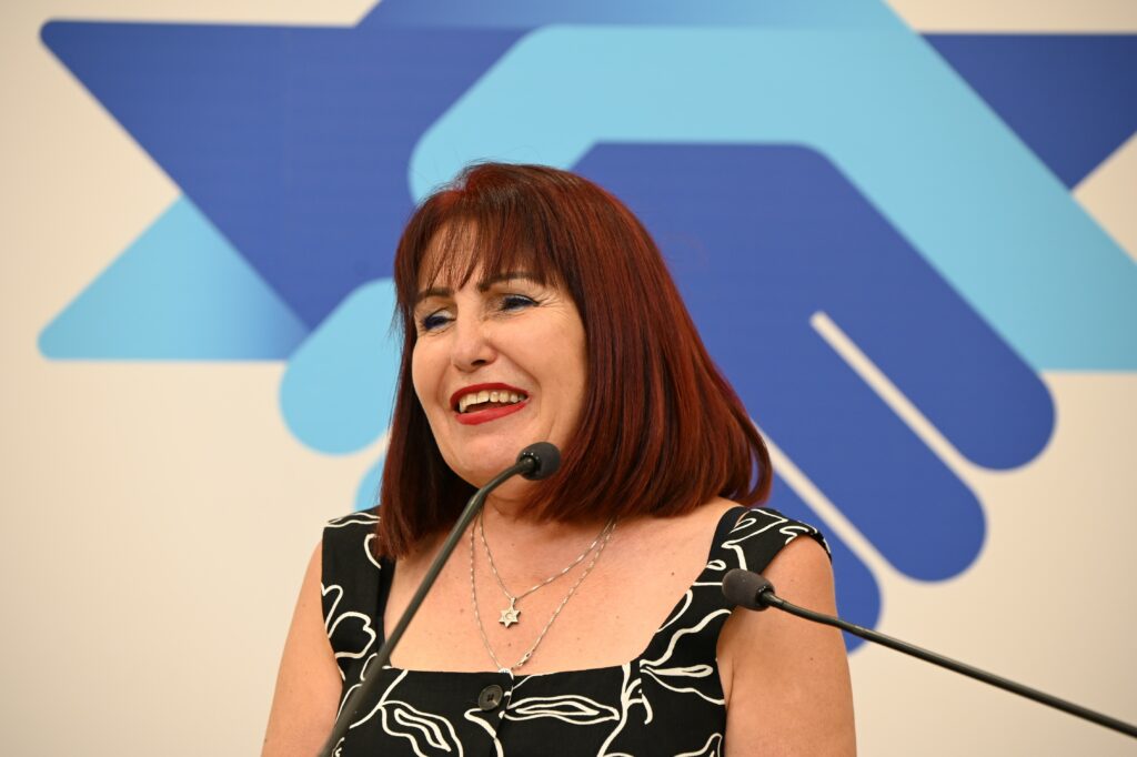 יו"ר איגוד עובדי המעבדות אסתר אדמון (צילום: יסמין גיל, דוברות ההסתדרות)