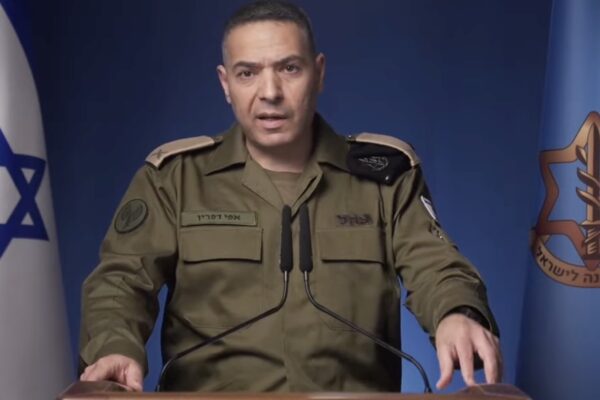 דובר צה"ל, תא"ל אפי דפרין (צילום: דובר צה"ל)