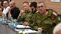 רמ"ט אכ"א תא"ל אמיר ודמני (מימין) בדיון בכנסת (צילום: אור גואטה)