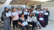 משתתפות הקורס להעצמת נשים ומנהיגות לנשים יהודיות וערביות (צילום: המכון היהודי ערבי של ההסתדרות)