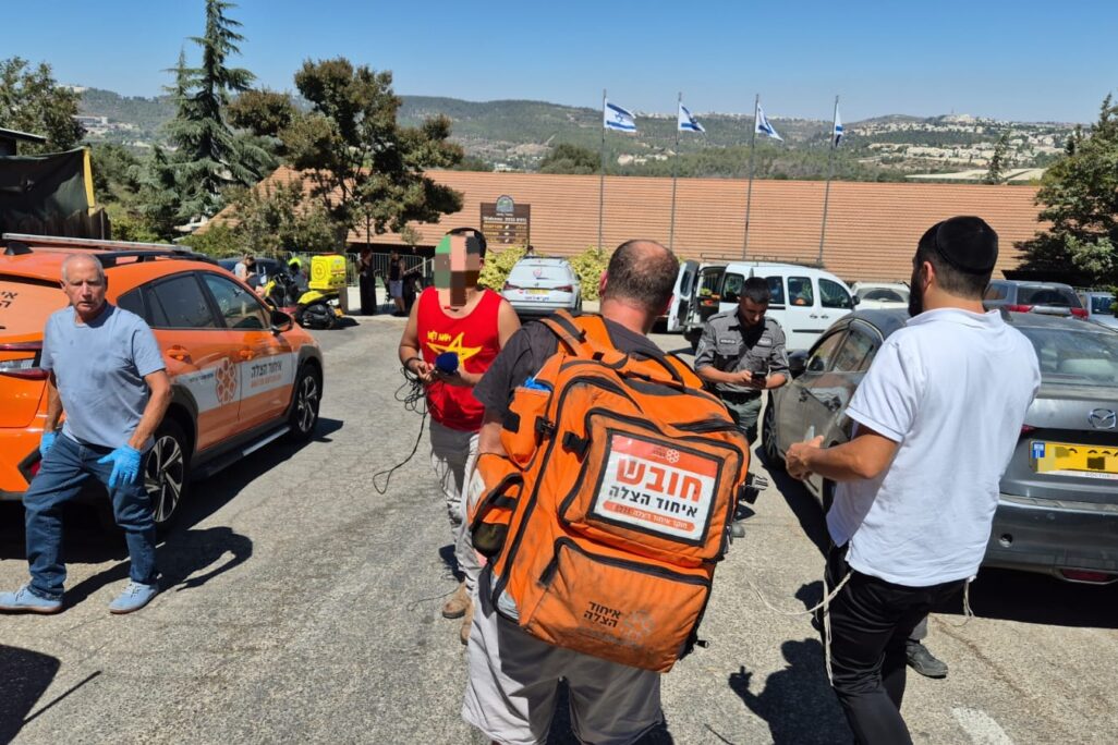 זירת הפיגוע בקיבוץ צובה (צילום: דוברות איחוד הצלה מחוז ירושלים)