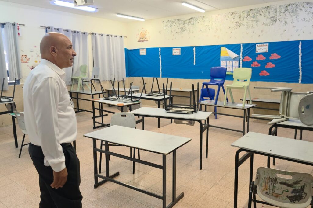 עבד אלבאסט תראבין, יו"ר ועד ההורים ביישוב תראבין (צילום: חוסיין אלעוברה) עבד אלבאסט תראבין, יו"ר ועד ההורים ביישוב תראבין (צילום: חוסיין אלעוברה)