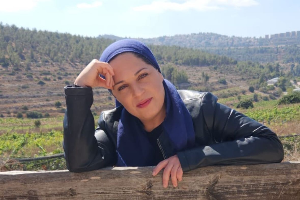 יעל כהן שילה, אם לשתיים מירושלים. בתה הבכורה נותרה ללא שיבוץ ונעדרה מהלימודים במשך חצי שנה (צילום: אלבום פרטי) יעל כהן שילה, אם לשתיים מירושלים. בתה הבכורה נותרה ללא שיבוץ ונעדרה מהלימודים במשך חצי שנה (צילום: אלבום פרטי)