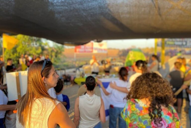 "אם לא כולם יוחזרו יהיה צריך להמשיך להיאבק" (צילום: יהל פרג')
