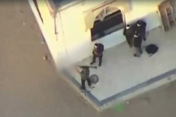 תיעוד מתוך חיסול חוליית המחבלים שניסתה לפשוט על מרחב הומניטרי בחאן יונס (צילום: דובר צה"ל)