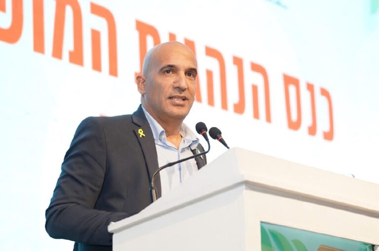עמית יפרח (צילום: מאיה רונן)