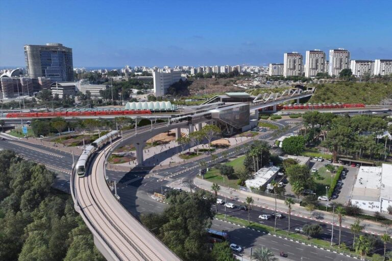 הדמיה של גשר גני יהושע (צילום: נת"ע)