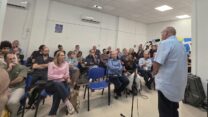 יו"ר ההסתדרות בביקור בתחנת הרדיו גלי צה"ל (צילום: ועד עובדי גלי צה"ל)