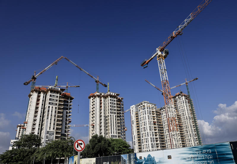 בתים בבנייה באשדוד, 2025 (צילום: צפריר אבייב/פלאש90) בתים בבנייה באשדוד, 2025 (צילום: צפריר אבייב/פלאש90)