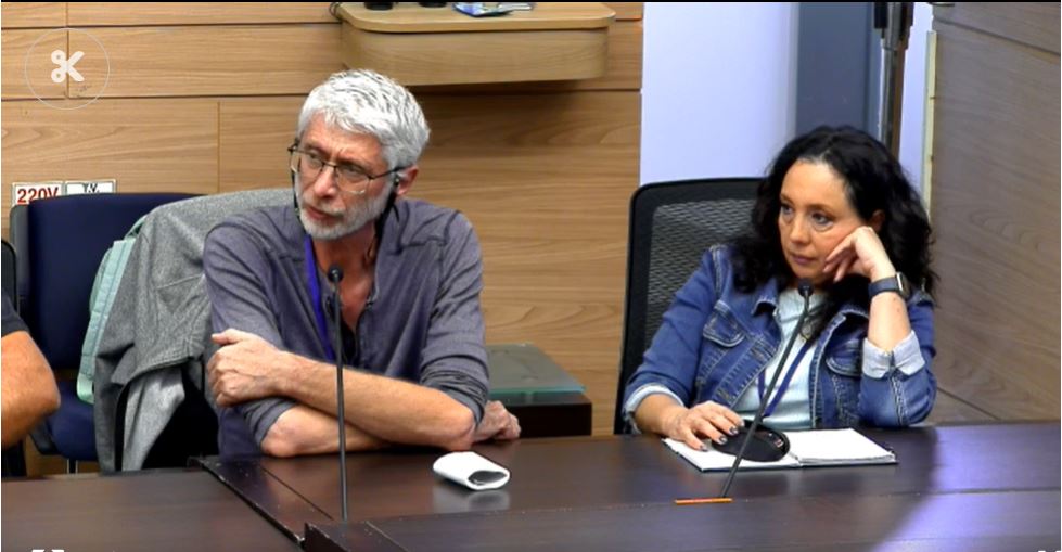 ויקטוריה שיפרין ובוריס פרלמוטר, דיירי הבניין שנפגע במתקפה האיראנית (צילום מסך ערוץ הכנסת)