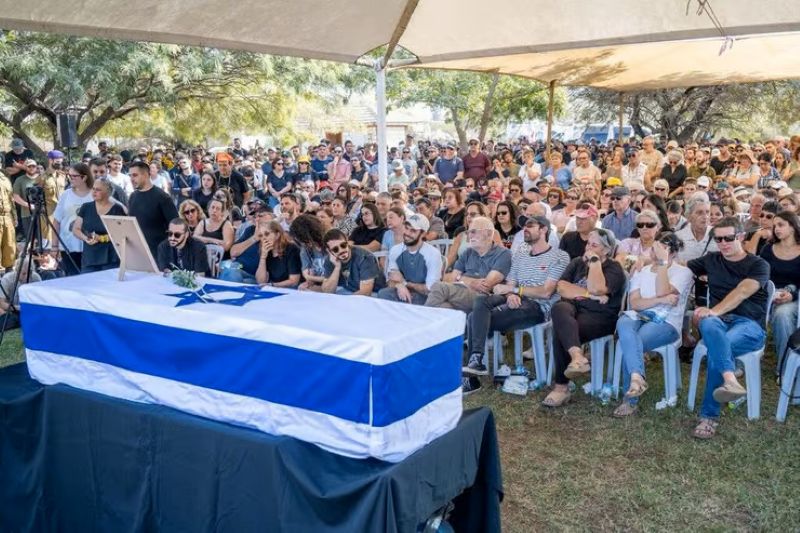 הלוויית ליאור רודאיף (צילום: אוריאל אבן ספיר) הלוויית ליאור רודאיף (צילום: אוריאל אבן ספיר)
