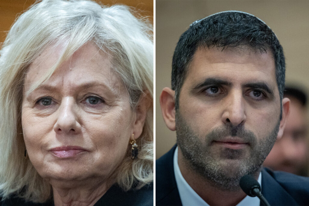 שר התקשורת שלמה קרעי והיועמ"שית גלי בהרב-מיארה (צילומים: פלאש90) שר התקשורת שלמה קרעי והיועמ"שית גלי בהרב-מיארה (צילומים: פלאש90)