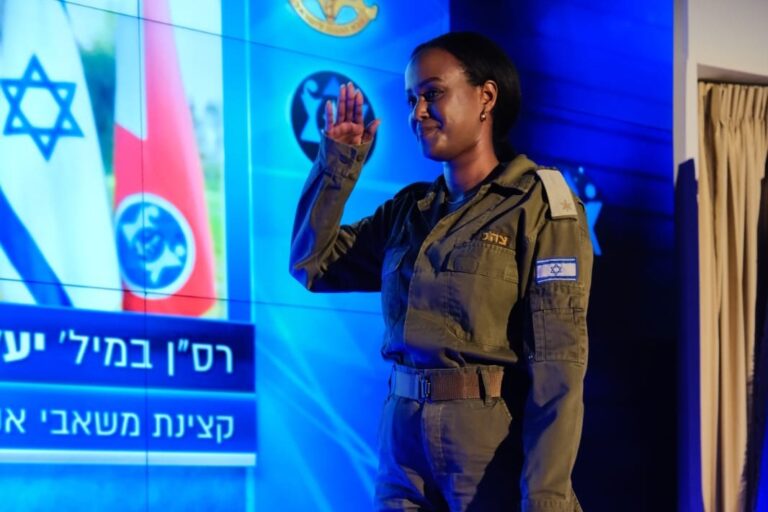 רס"ן במיל' יעל ווסה. "כשהבנות אצל הסבתא המרוקאית, הן אומרות שהן רוצות אינג'רה" (צילום: דו"צ)
