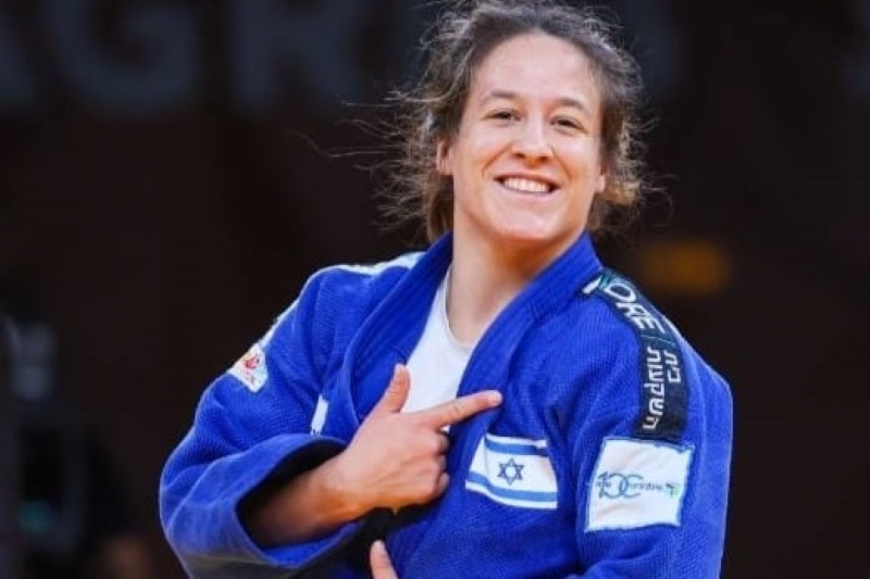 גילי שריר לאחר הזכייה בזהב (צילום: איגוד הג'ודו העולמי) גילי שריר לאחר הזכייה בזהב (צילום: איגוד הג'ודו העולמי)