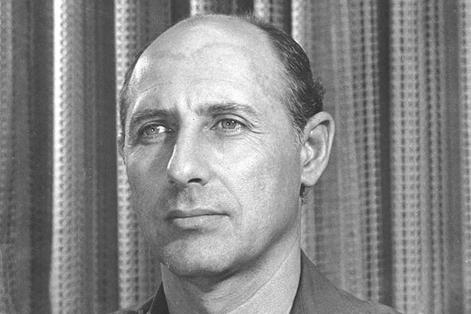 אלי זעירא (צילום: דובר צה"ל. באדיבות ארכיון צה"ל במשרד הביטחון) אלי זעירא (צילום: דובר צה"ל. באדיבות ארכיון צה"ל במשרד הביטחון)