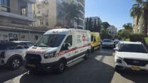 זירת תאונת העבודה ברמת השרון (צילום: תיעוד מבצעי מד"א)