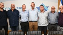ממעמד החתימה על הסכם קרנות רווחה לגמלאי פנסיה צוברת. (צילום: דוברות ההסתדרות)