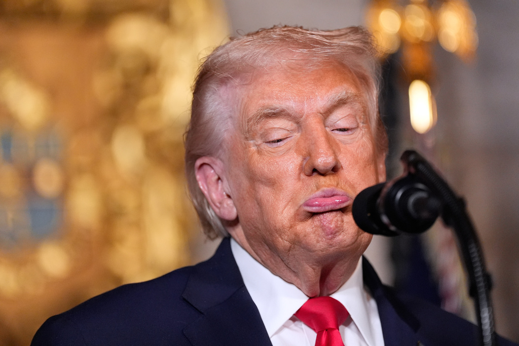 הנשיא טראמפ. "מה זה סומלילנד בכלל?" (צילום: AP Photo/Alex Brandon) הנשיא טראמפ. "מה זה סומלילנד בכלל?" (צילום: AP Photo/Alex Brandon)