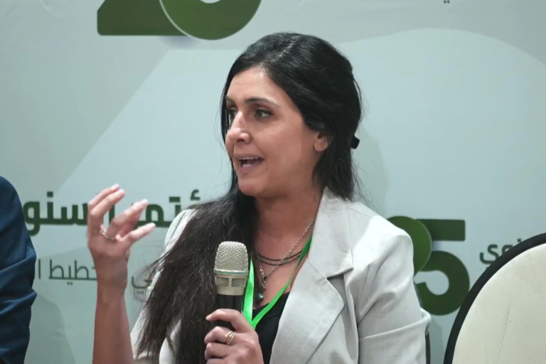 רנין עודה, אדריכלית במרכז הערבי לתכנון אלטרנטיבי: "אתם בעלי הבית" (צילום מסך מסרטון: רשתות לפי סעיף 27א')