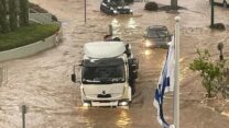 ההצפות בנתניה (צילום: כבאות והצלה)