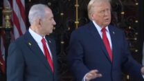 נשיא ארה"ב דונלד טראמפ באחוזתו בפלורידה עם ראש הממשלה בנימין נתניהו (צילום מסך)