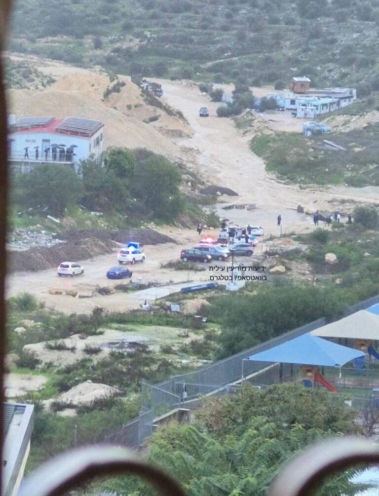 תיעוד מהחיפושים הרגליים של צוותי החירום במקום (ידיעות מודיעין עילית)
