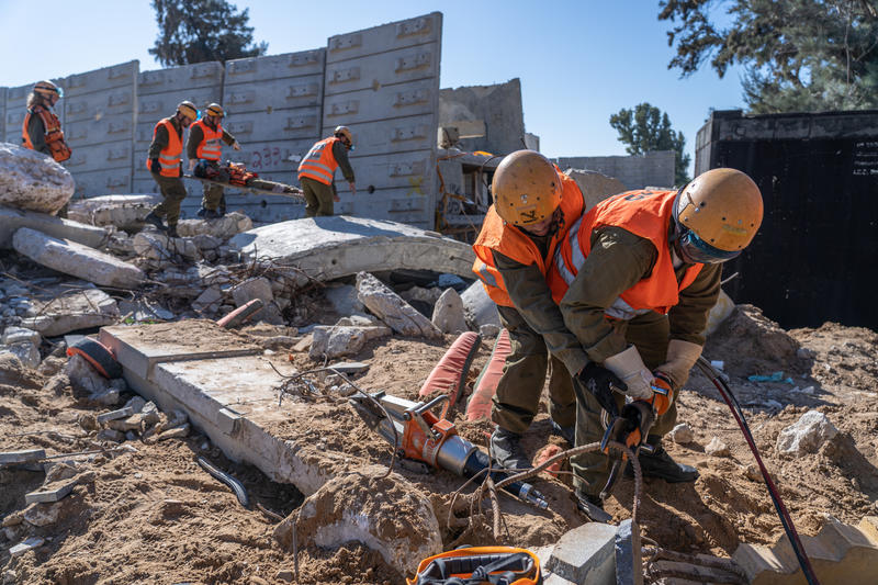 תרגיל לתרחיש רעידת אדמה ליד אשקלון (ארכיון: יניב נדב/פלאש90) תרגיל לתרחיש רעידת אדמה ליד אשקלון (ארכיון: יניב נדב/פלאש90)