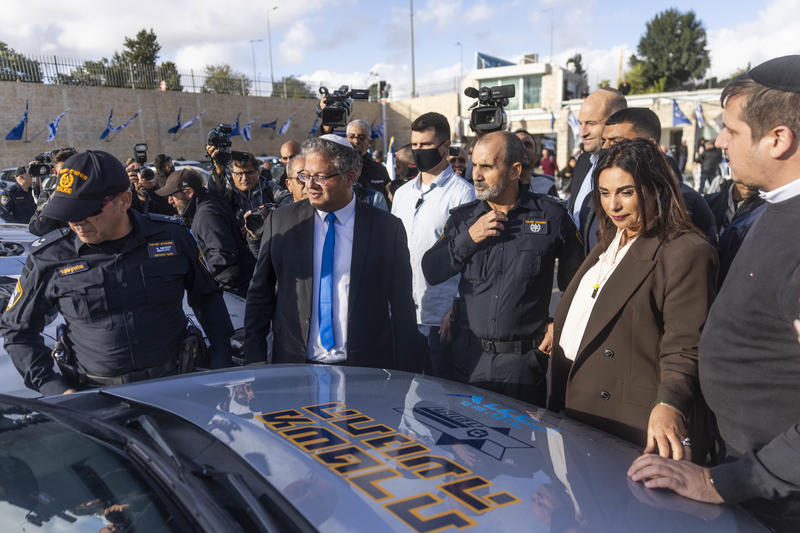 שרת התחבורה מירי רגב (מימין), מפכ"ל המשטרה דני לוי והשר לביטחון לאומי איתמר בן גביר בטקס חניכת 234 ניידות תנועה חדשות, נובמבר 2025 (צילום: חיים גולדברג) שרת התחבורה מירי רגב (מימין), מפכ"ל המשטרה דני לוי והשר לביטחון לאומי איתמר בן גביר בטקס חניכת 234 ניידות תנועה חדשות, נובמבר 2025 (צילום ארכיון: חיים גולדברג)