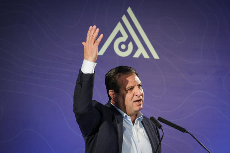 איימן עודה בכנס גבעת חביבה (צילום: טל גל/פלאש90)
