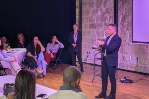 ראש עיריית באר שבע רוביק דנילוביץ' ב'כנס הרעיונאות' לקידום תעסוקה של אנשים עם מוגבלות בבאר שבע (צילום: ניצן צבי כהן)