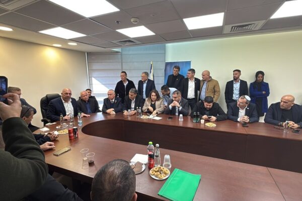 דיון חירום ברפורמה במשק החלב (צילום: ידידיה שלמן)
