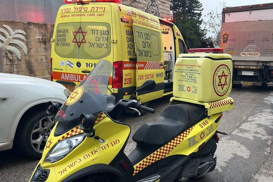זירת הרצח בנצרת (צילום: תיעוד מבצעי מד"א)