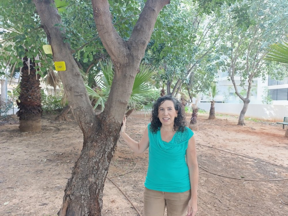 מורן ברגר בחורשת שדרות ברחובות (אסף צבי) מורן ברגר בחורשת שדרות ברחובות (אסף צבי)
