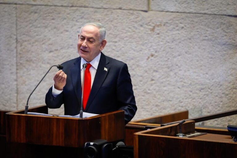 ראש הממשלה בנימין נתניהו במליאת הכנסת לציון 77 שנים לכינונה בט"ו בשבט (צילום: נועם מושקוביץ/דוברות הכנסת)