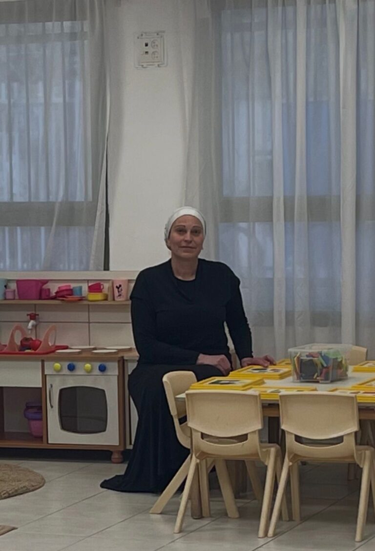 אורלי לוק, גננת במעון “רימון” בראשון לציון (צילום: אלבום פרטי)