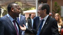 נשיא המדינה יצחק הרצוג נפגש עם ראש ממשלת אתיופיה אבי אחמד עלי, בביקורו במדינה (צילום: דוברות בית הנשיא)