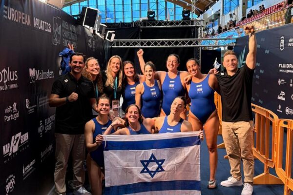 נבחרת הנשים של ישראל בכדורמים באליפות אירופה בפונצ'אל שבפורטוגל (צילום: איגוד הכדורמים)
