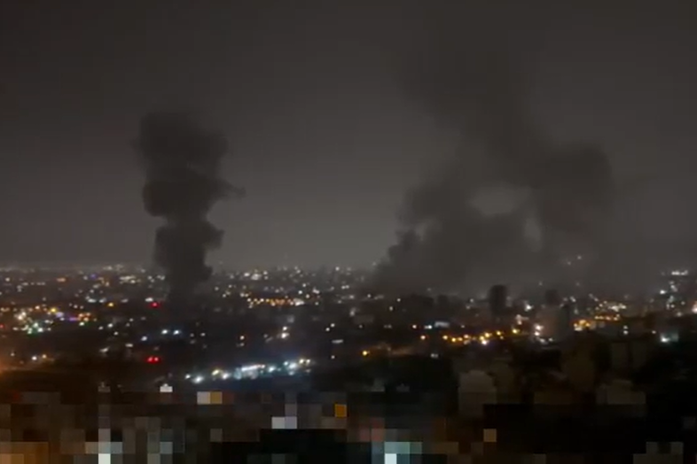הפצצות בטהרן במהלך הלילה (צילום: רשתות חברתיות לפי סעיף 27א') הפצצות בטהרן במהלך הלילה (צילום: רשתות חברתיות לפי סעיף 27א')