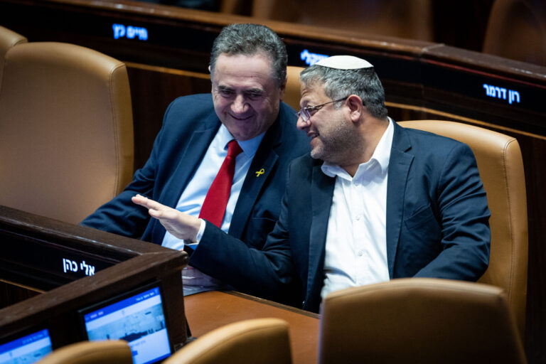 השרים כ"ץ ובן גביר בכנסת (צילום: יונתן זינדל/פלאש90)