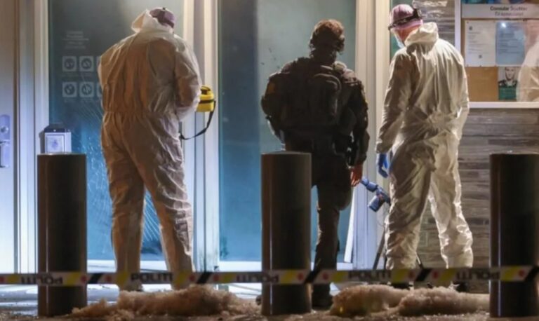 שגרירות ארה"ב באוסלו, נורווגיה (צילום: רויטרס)