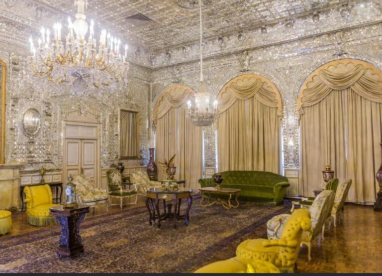 Golestan Palace in Tehran before the damage (Photo: Shutterstock)