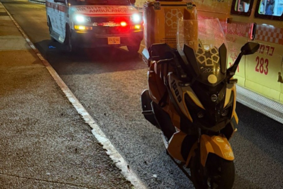 זירת התאונה הקטלנית בחיפה (צילום: איחוד הצלה) זירת התאונה הקטלנית בחיפה (צילום: איחוד הצלה)