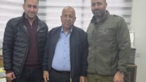שאדי קבלאן (מימין), עאטף גריפאת ועזמי כעביה (צילום: באדיבות המכון היהודי ערבי)